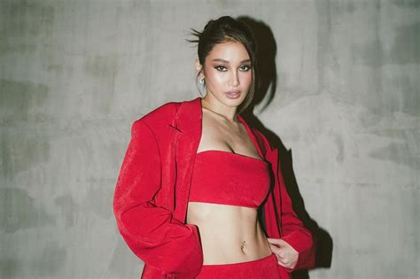 LOOK: Chie Filomeno wows netizens with new sexy photos